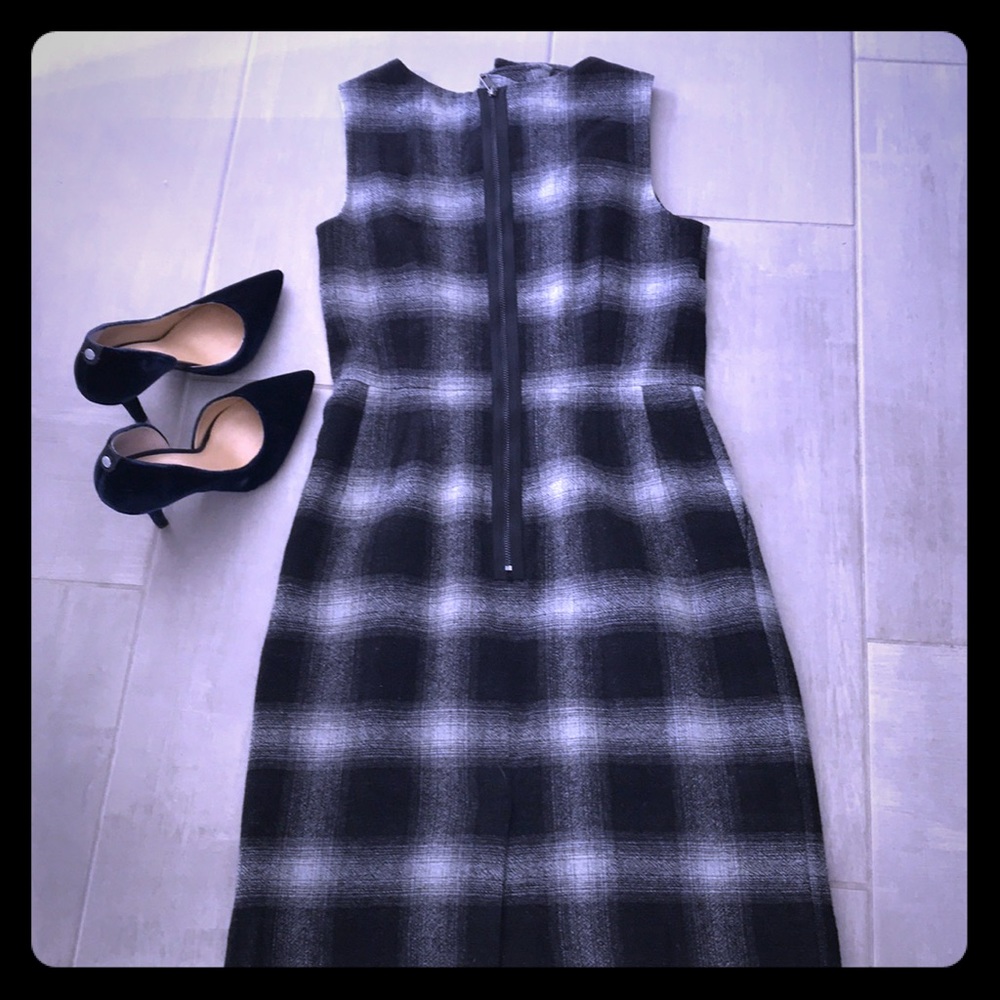 ⁉️$10 SALE⁉️ANN TAYLOR LOFT PLAID RUFFLE DRESS - Picture 3 of 8